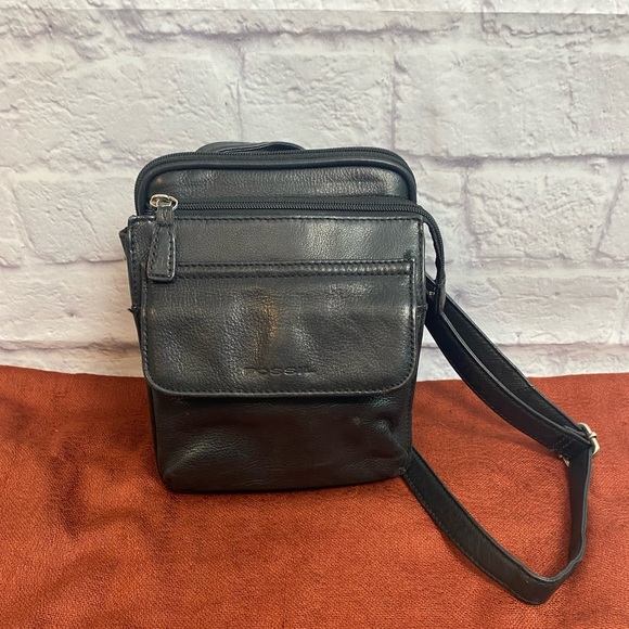 Fossil Handbags - Fossil Vintage Unisex Bag